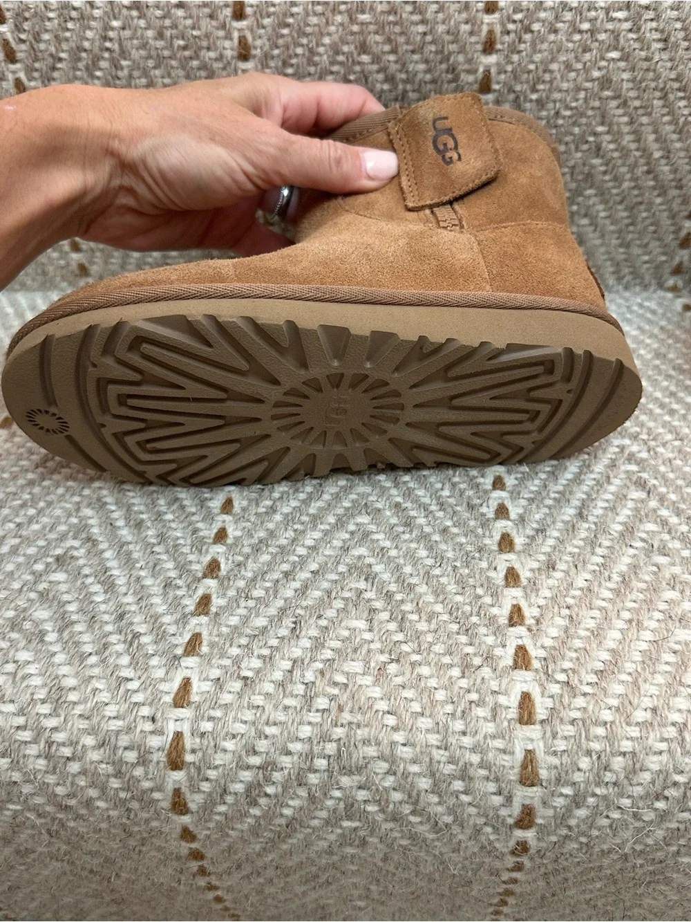 UGG classic mini